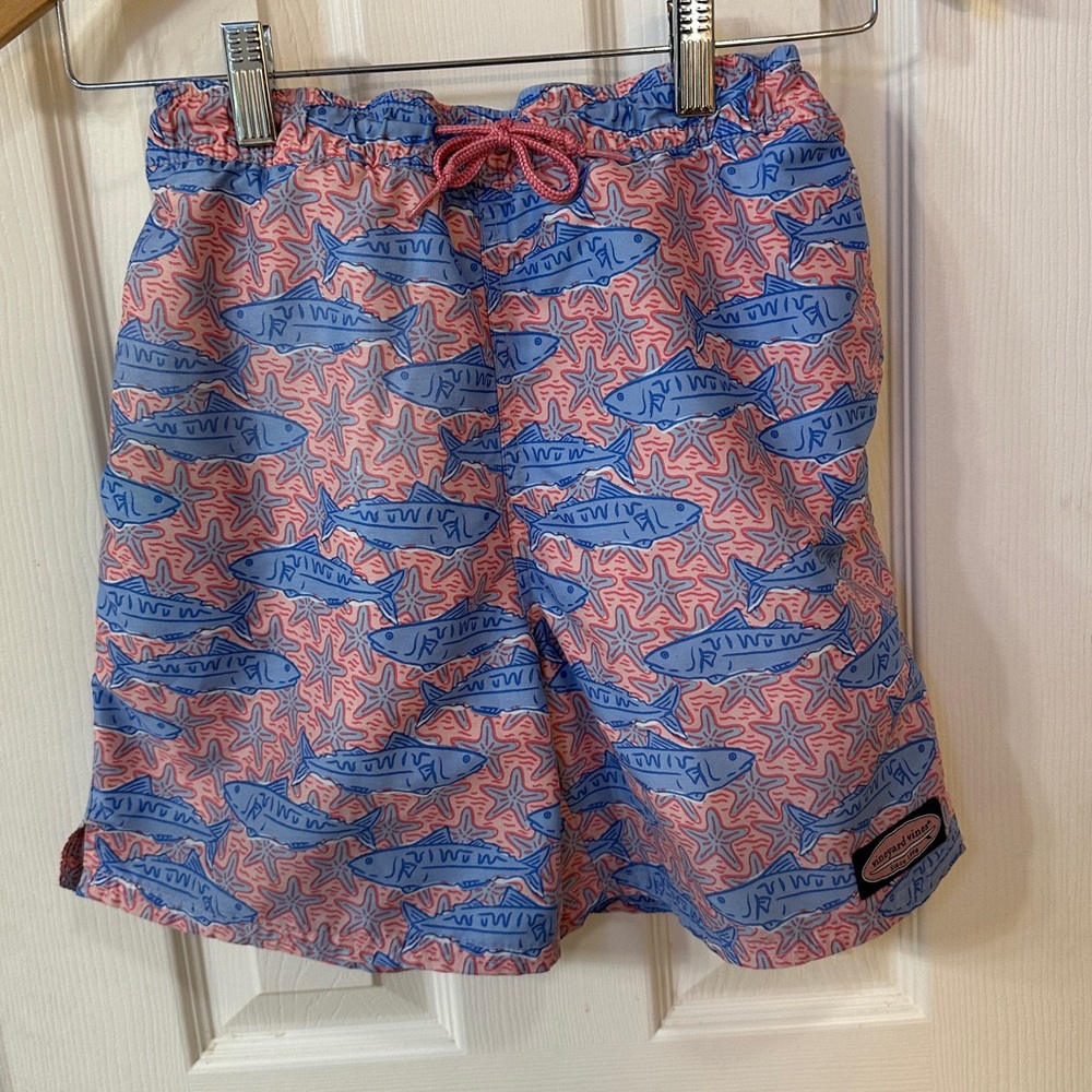 Vineyard vines boys swim trunks fish size medium 10/12 Fun Preppy Classic Summer